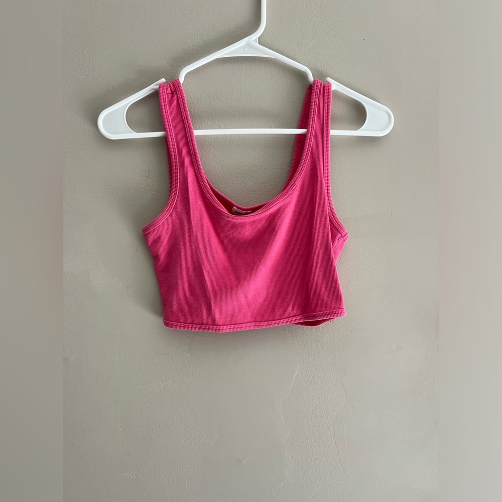 Garage cropped tank